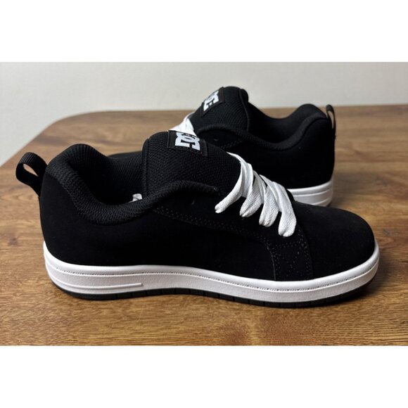 DC Court Graffik Low Top Skate boy's Shoe Sneaker, Black/White, 5 US Big Kid - Picture 4 of 9